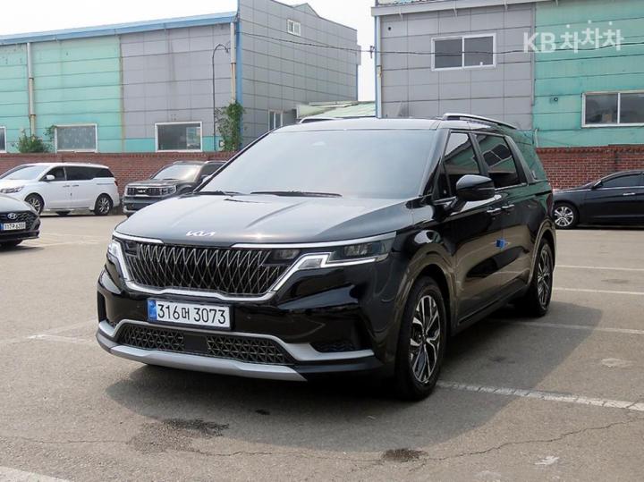 Kia Carnival D2.2 9인승 — foto 1