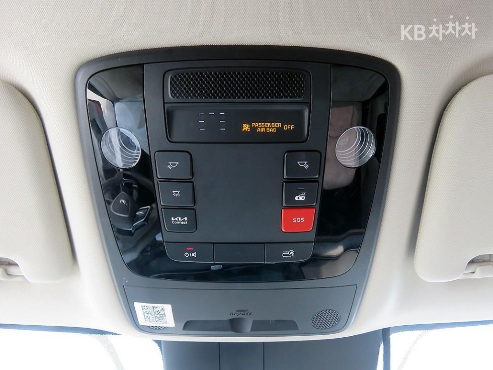 Kia Carnival — miniaturë 15