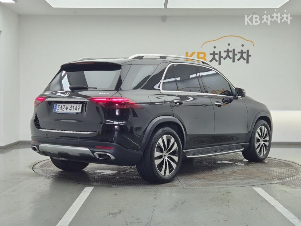 Mercedes-Benz GLE — miniaturë 4