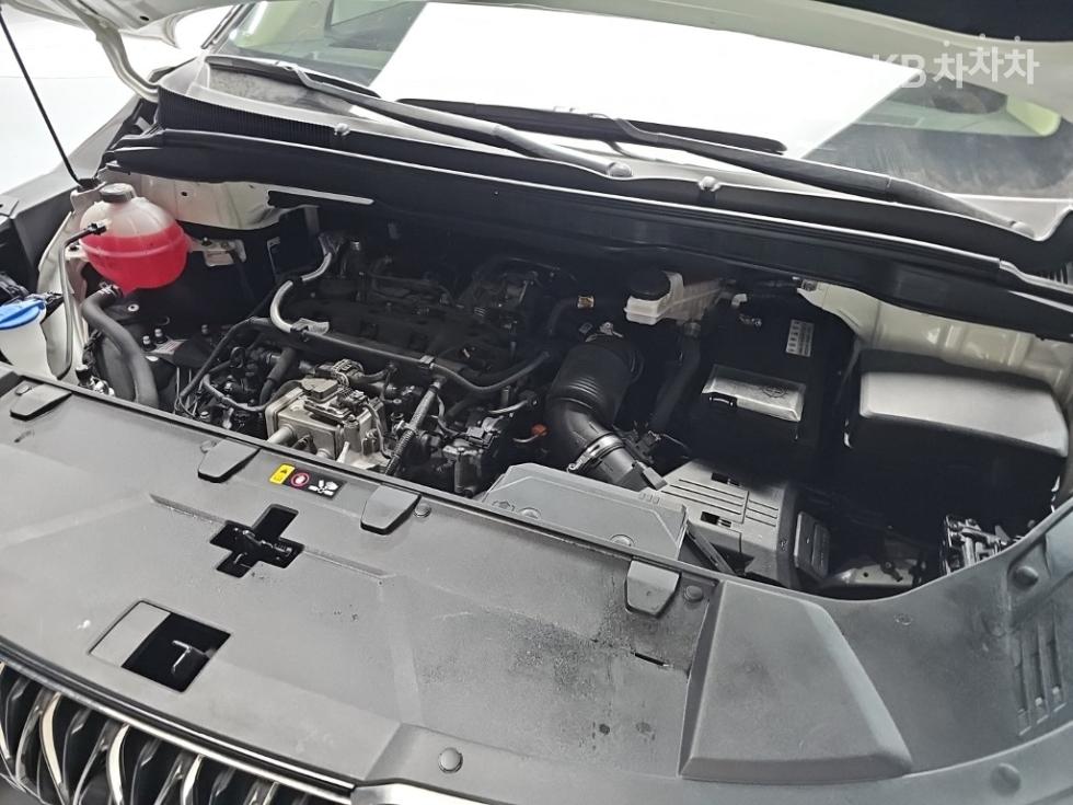 Kia Carnival — miniaturë 5