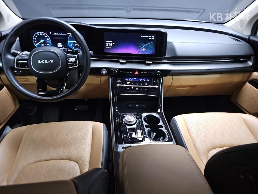 Kia Carnival — miniaturë 7