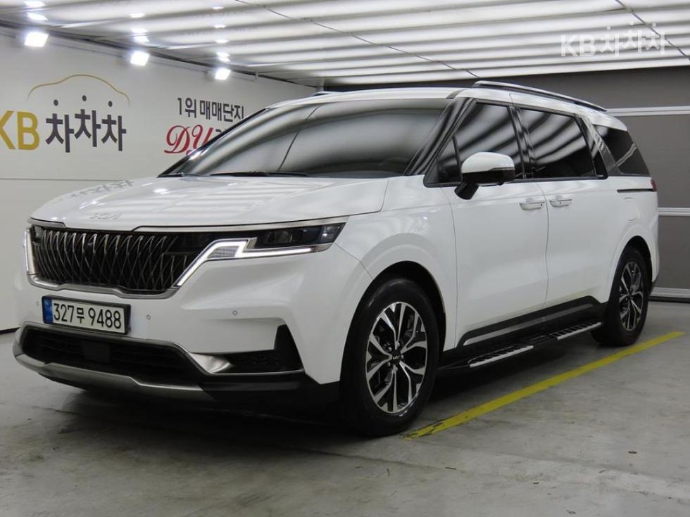 Kia Carnival — miniaturë 2