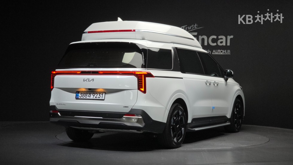 Kia Carnival — miniaturë 3
