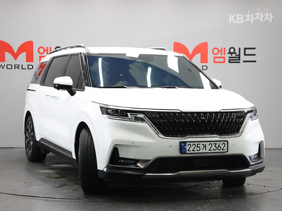Kia Carnival — miniaturë 2