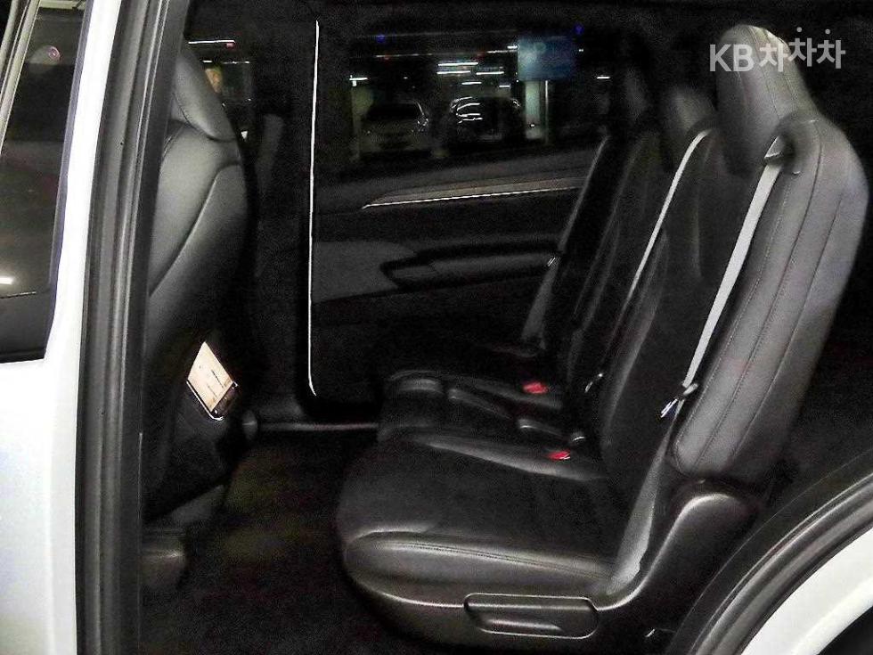 Tesla Model X — miniaturë 7