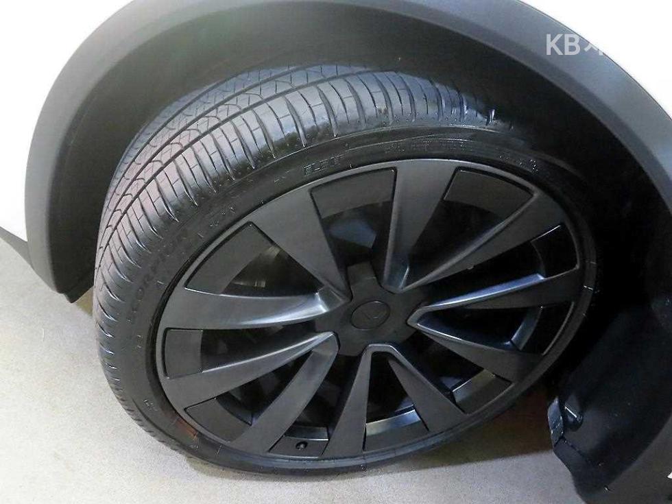 Tesla Model X — miniaturë 20