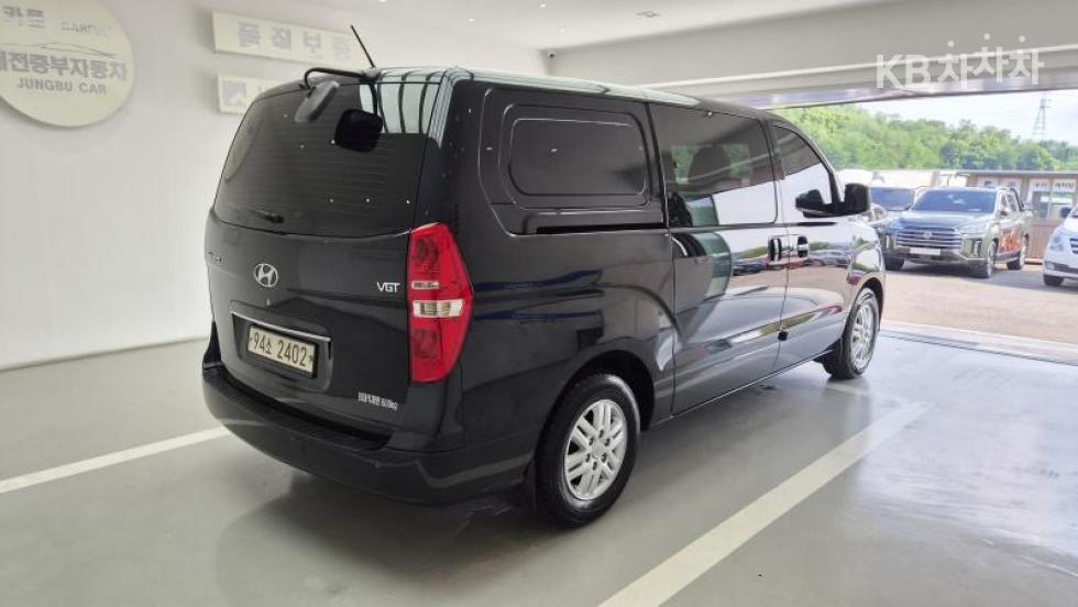 Hyundai Starex — miniaturë 4
