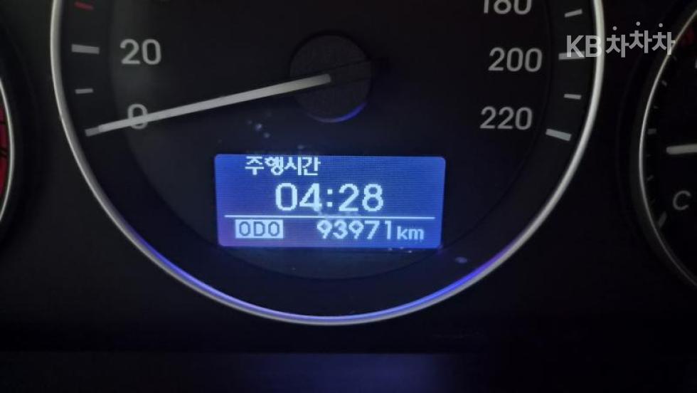 Hyundai Starex — miniaturë 10