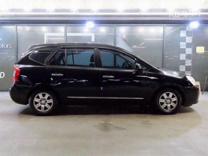 Kia Carens — miniaturë 3