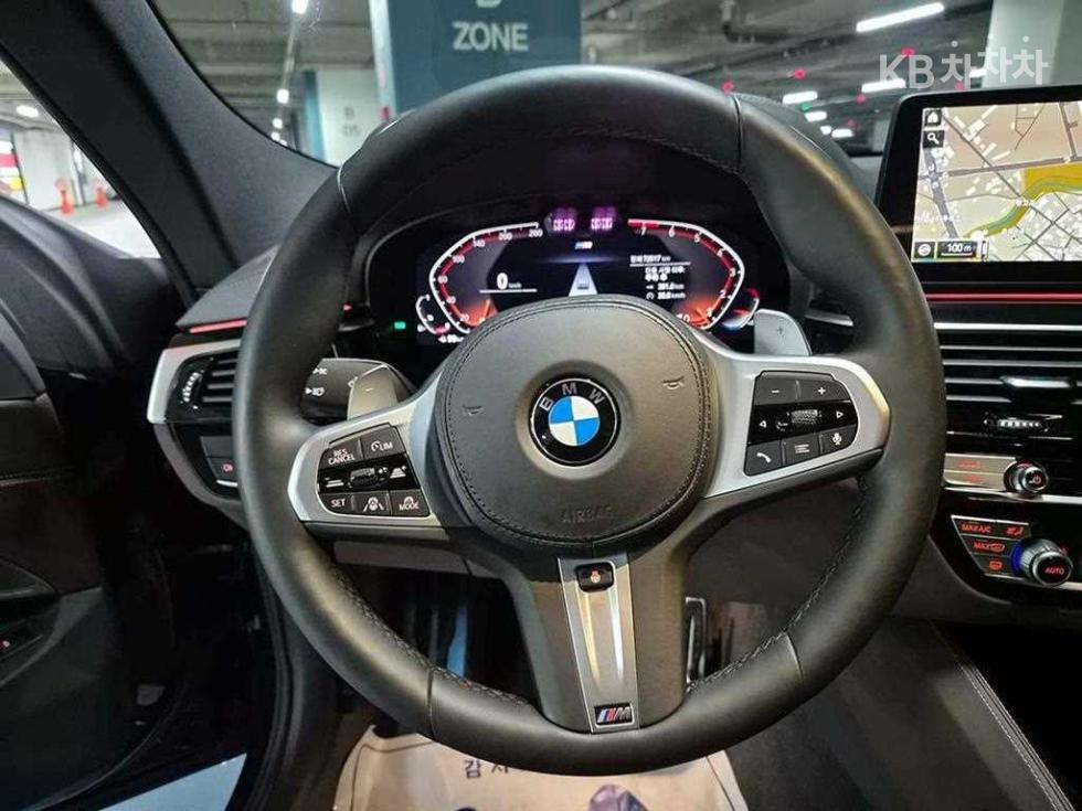 2021 BMW BMW photo