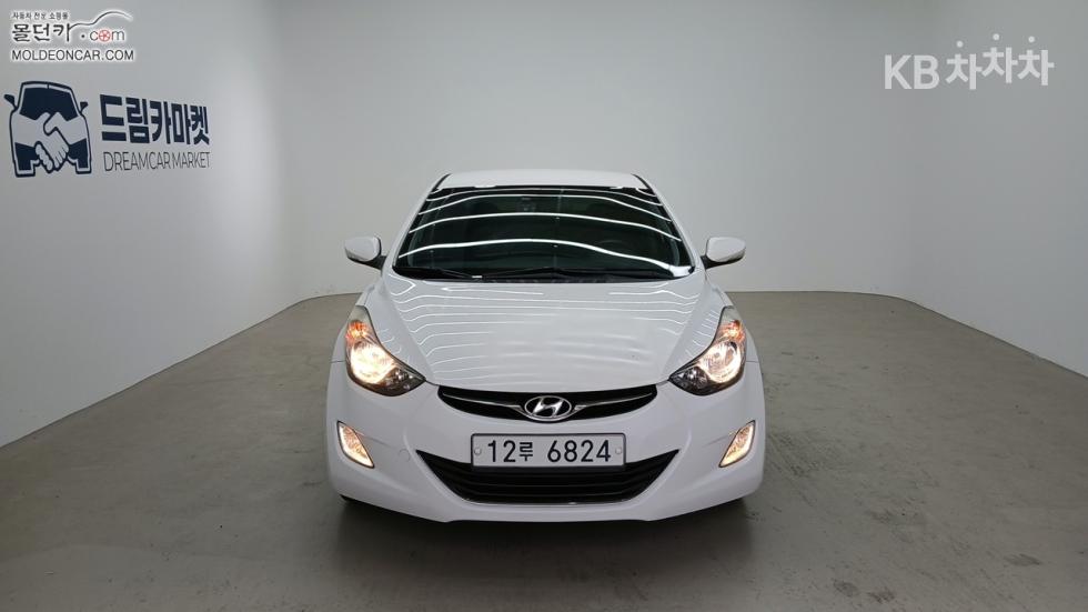 Hyundai Avante — miniaturë 3
