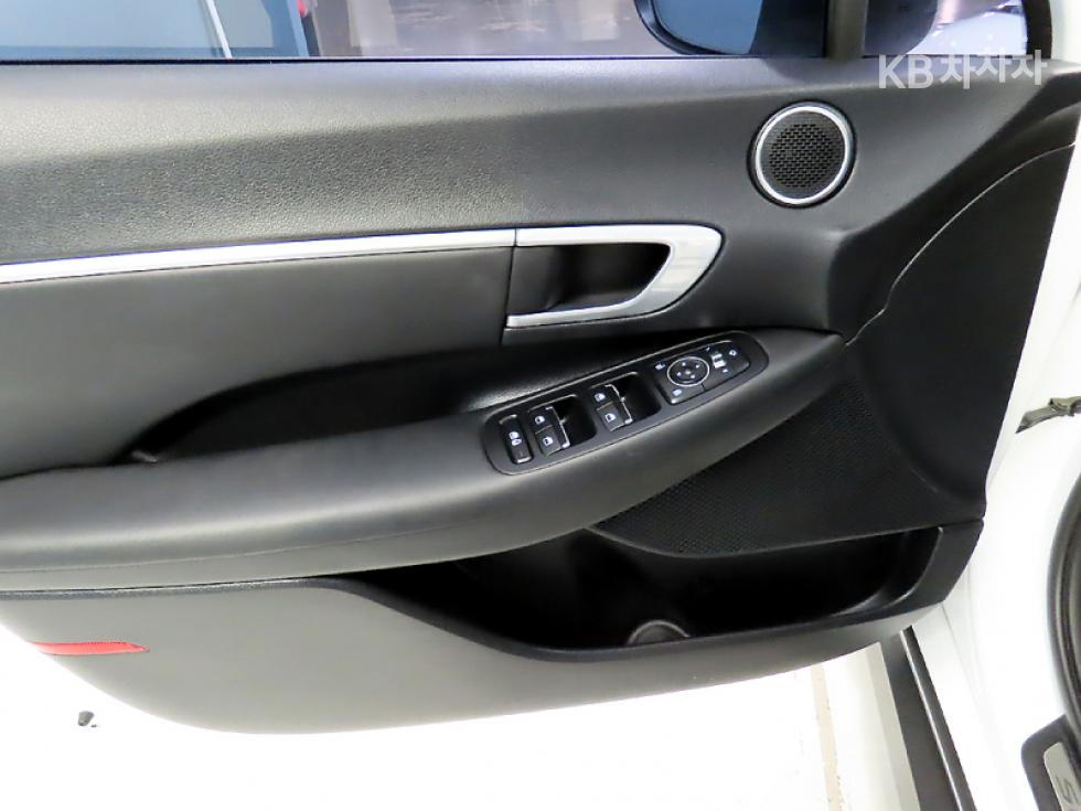 Hyundai Sonata — miniaturë 14