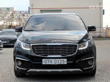 Kia Carnival 9인승 2.2 디젤 — foto 1
