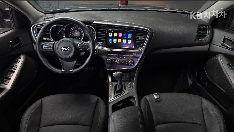 Kia K5 — miniaturë 7