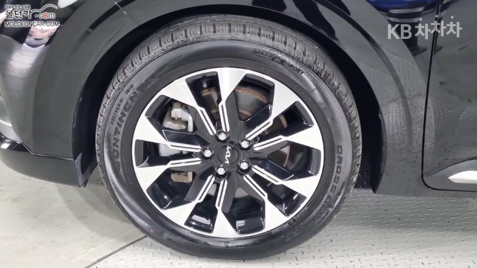 Kia Carnival — miniaturë 6