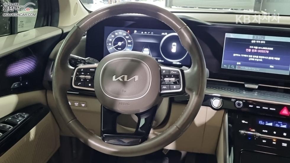 Kia Carnival — miniaturë 11
