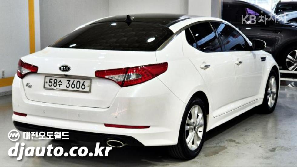 Kia K5 — miniaturë 4