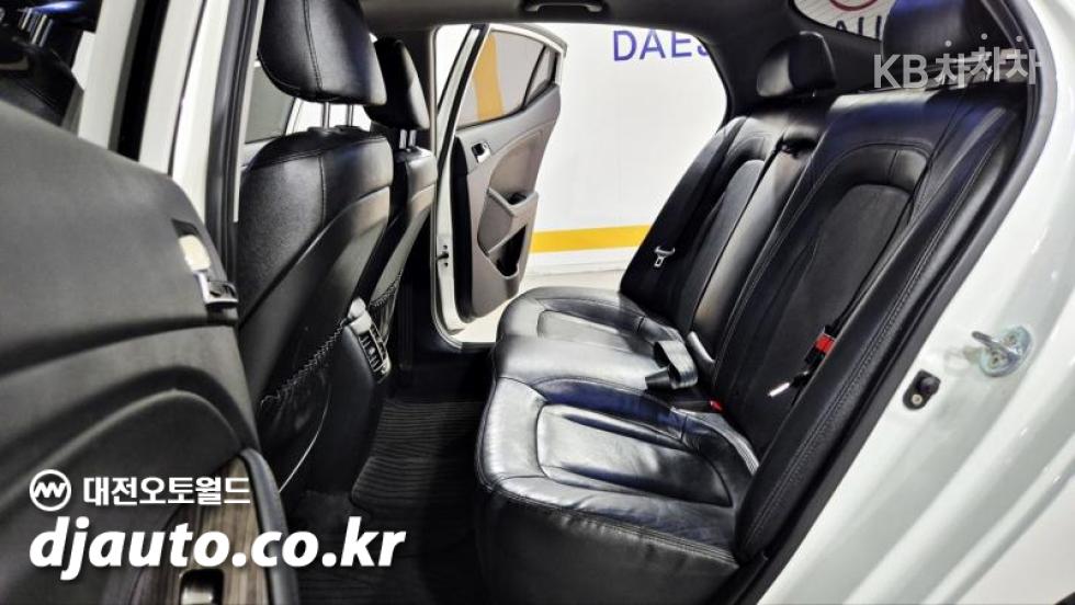 Kia K5 — miniaturë 12