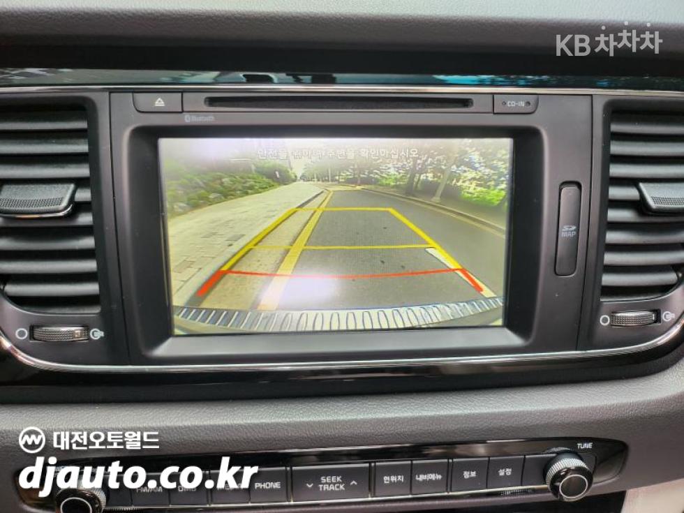 Kia Carnival — miniaturë 13