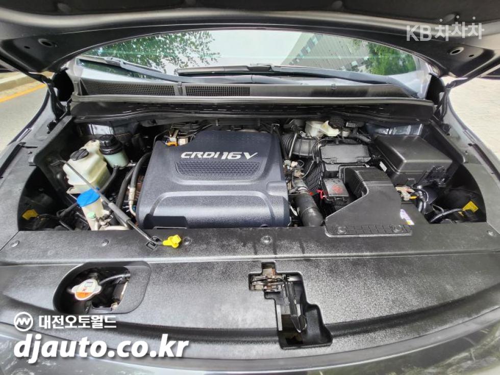 Kia Carnival — miniaturë 15