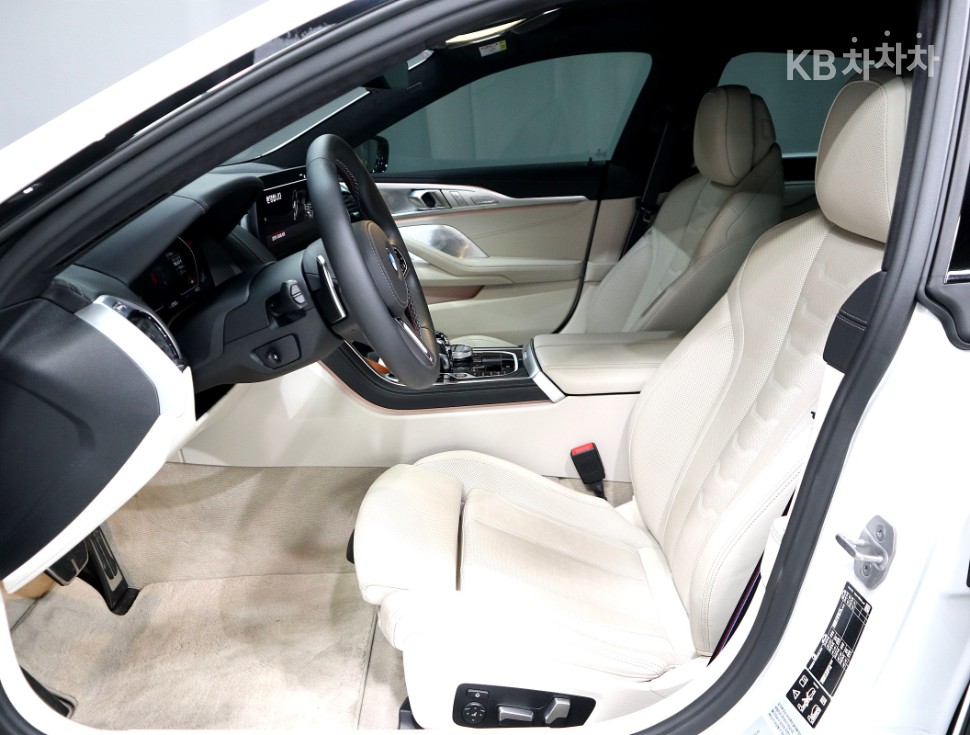 BMW 8er — miniaturë 9
