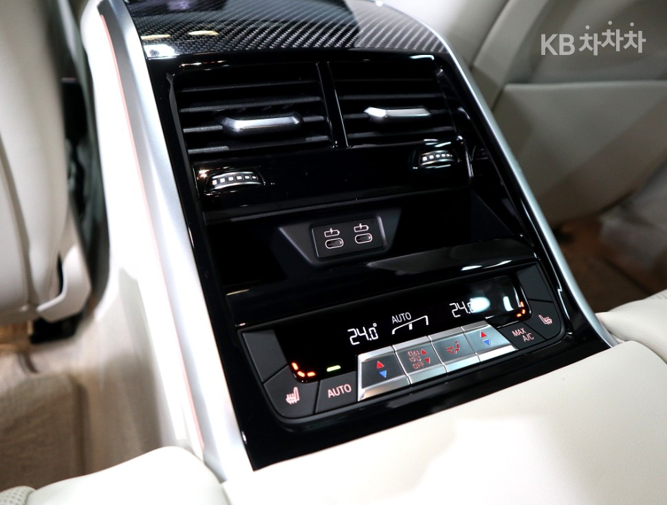 BMW 8er — miniaturë 15