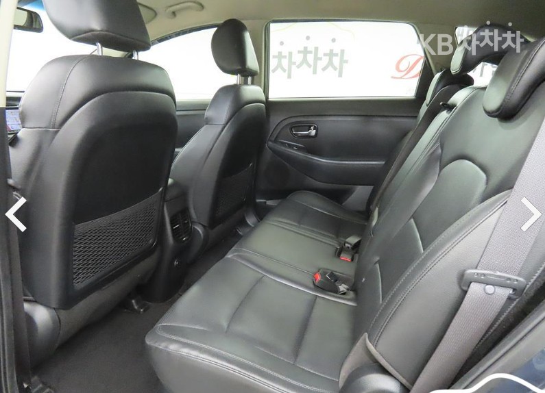 Kia Carens — miniaturë 6