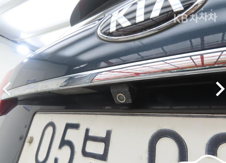 Kia Carens — miniaturë 16