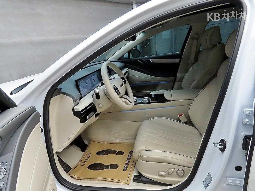 2025 Genesis G80(RG3) photo