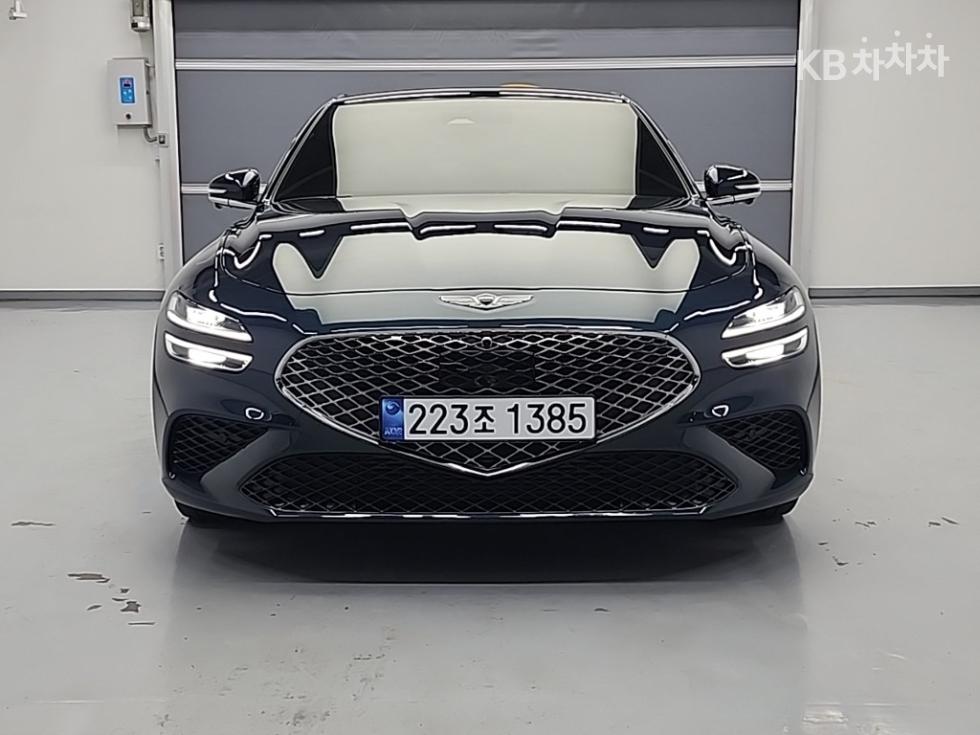 2021 Genesis G70 photo