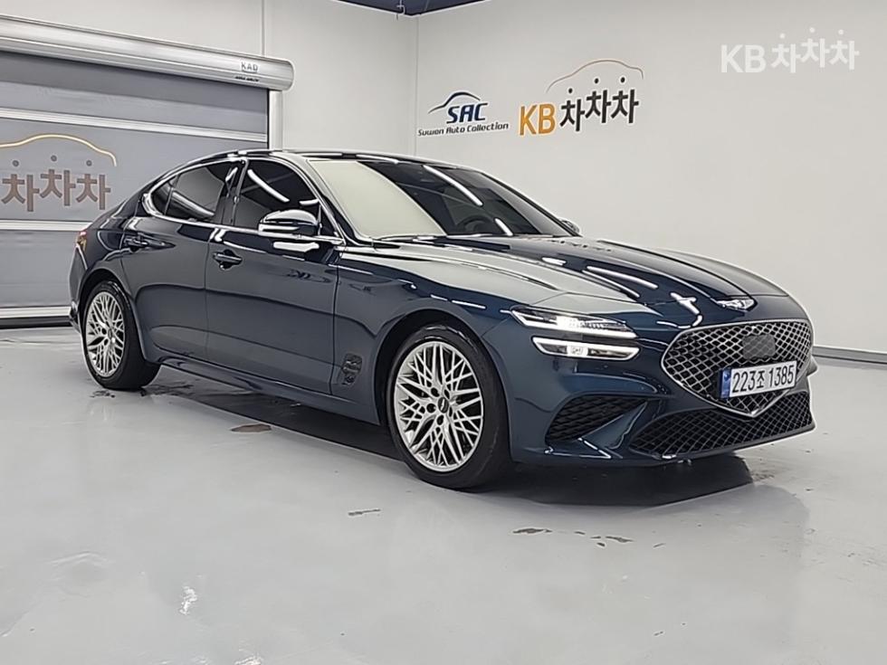 2021 Genesis G70 photo