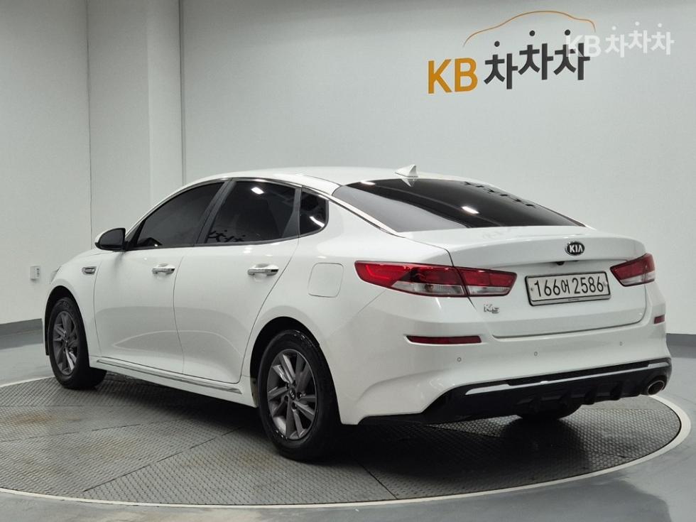 Kia K5 — miniaturë 2