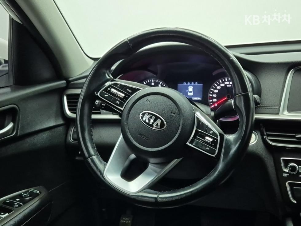 Kia K5 — miniaturë 9