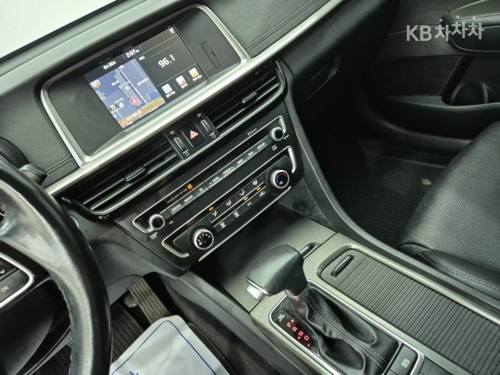Kia K5 — miniaturë 10