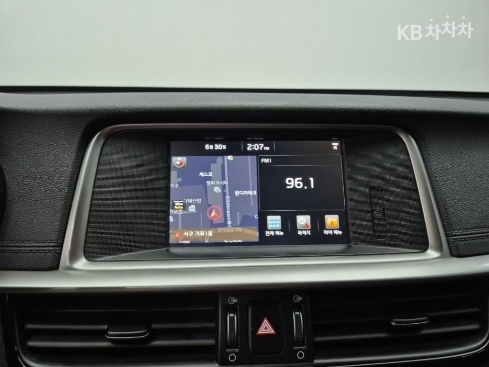 Kia K5 — miniaturë 13
