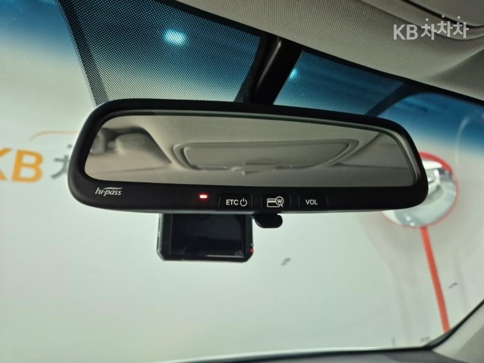 Kia K5 — miniaturë 15