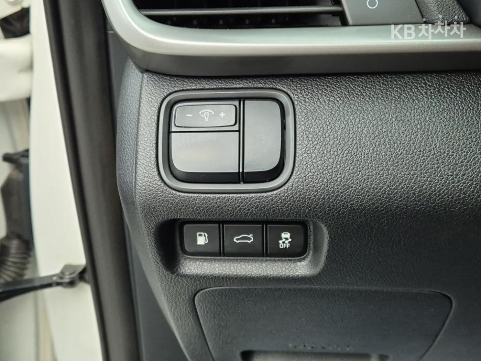 Kia K5 — miniaturë 17