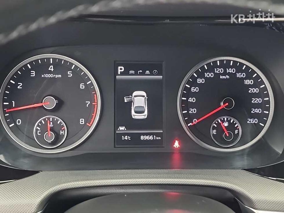 Kia K5 — miniaturë 6