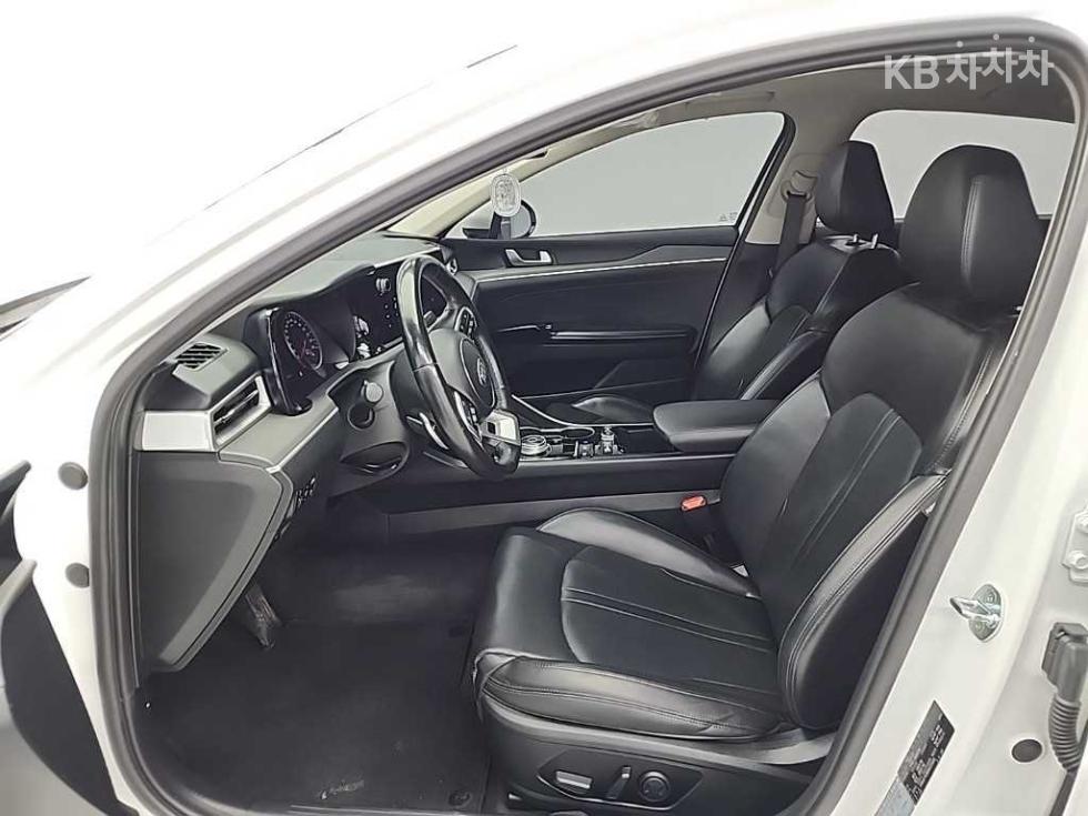 Kia K5 — miniaturë 11