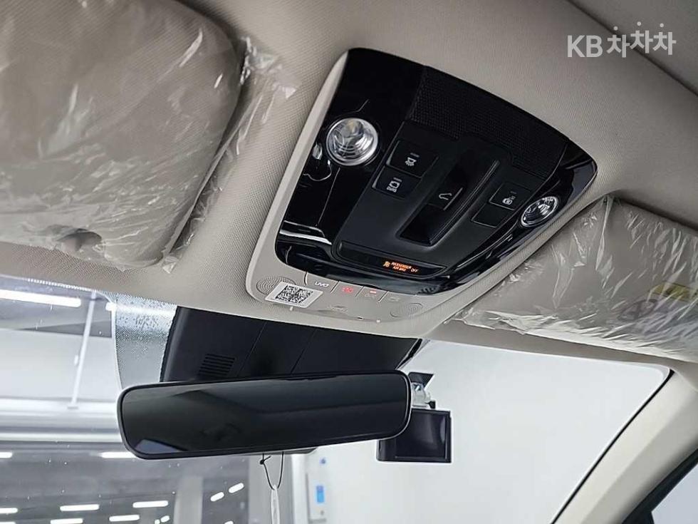 Kia K5 — miniaturë 16