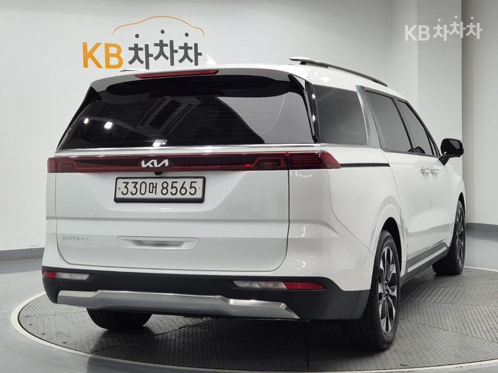 Kia Carnival — miniaturë 3