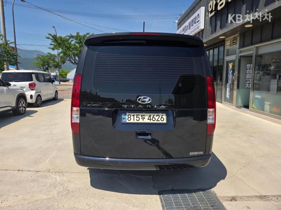 Hyundai Staria — miniaturë 2