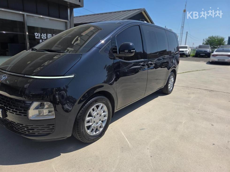 Hyundai Staria — miniaturë 4