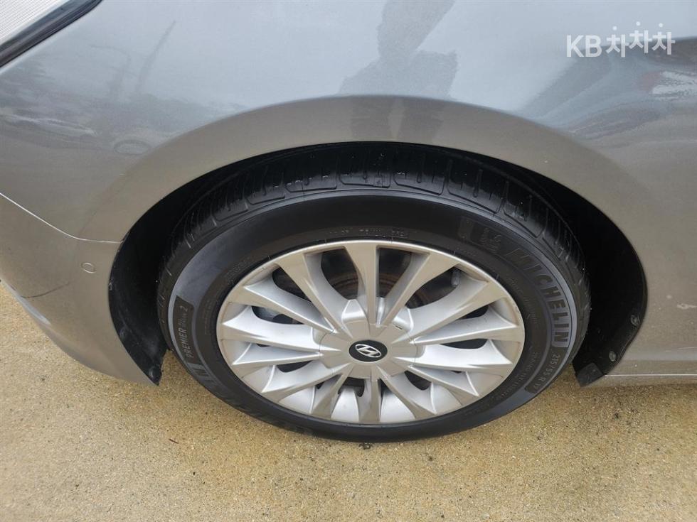 Hyundai Sonata — miniaturë 20