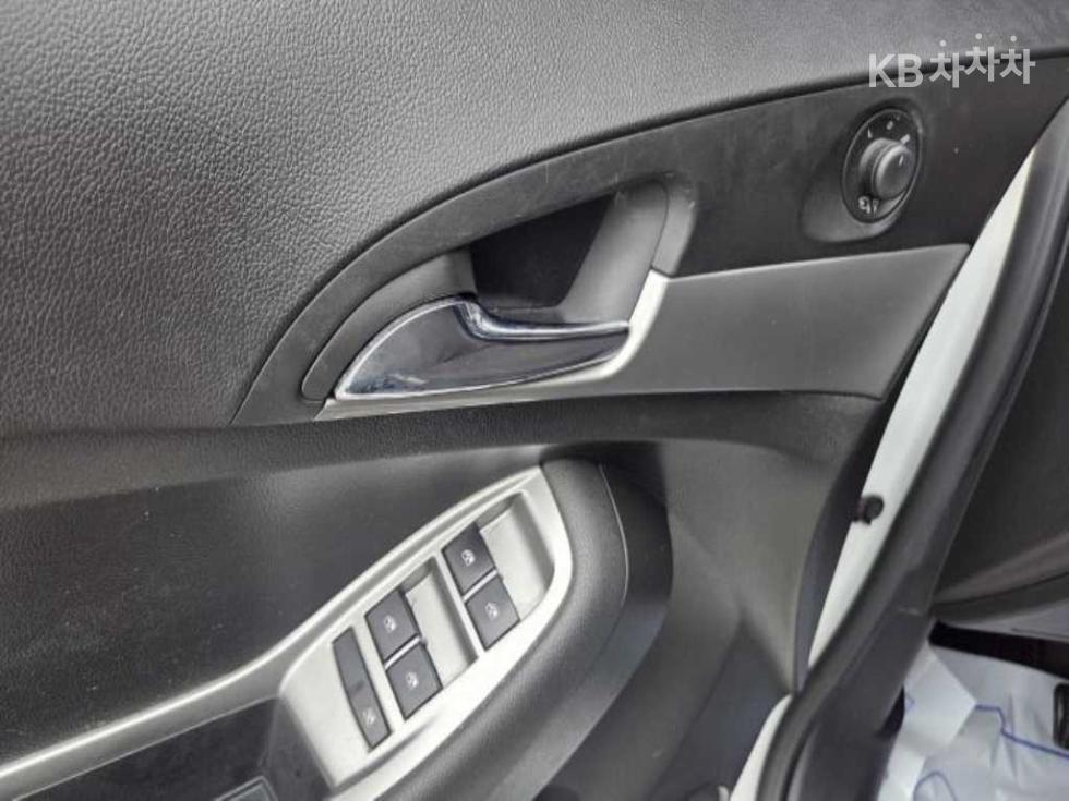 Chevrolet Orlando — miniaturë 7