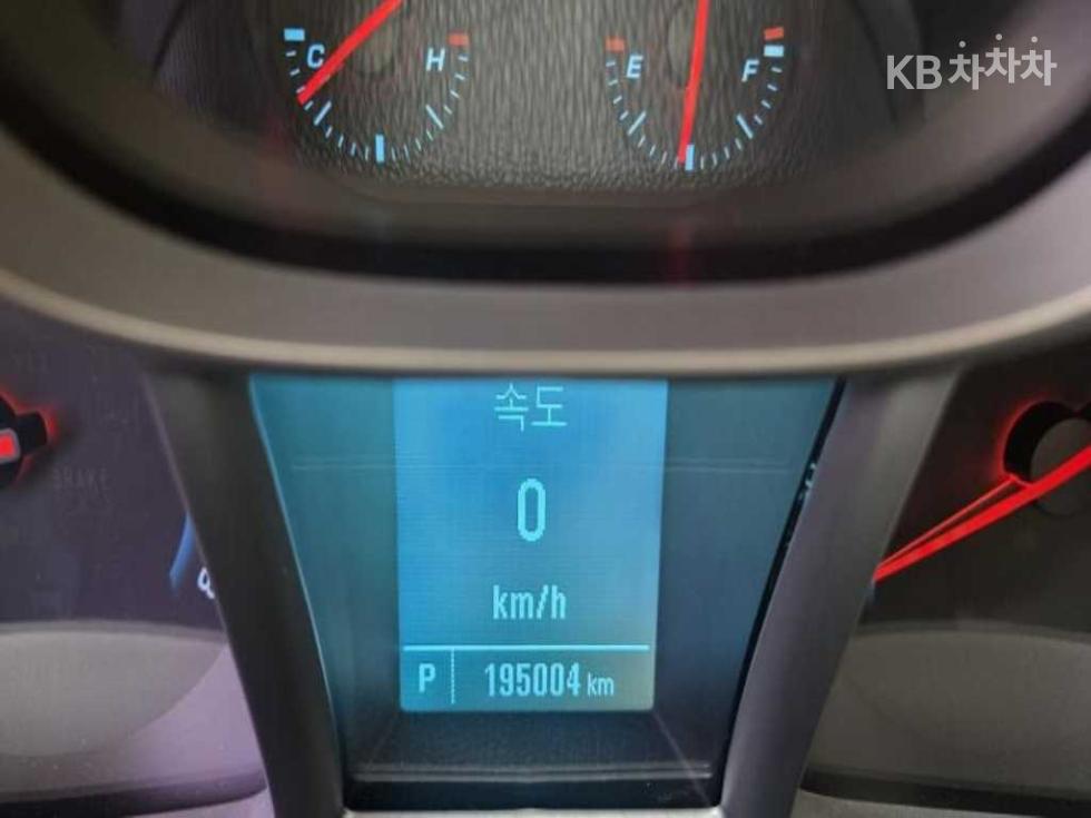 Chevrolet Orlando — miniaturë 10