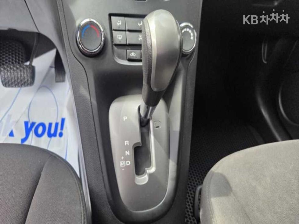 Chevrolet Orlando — miniaturë 17