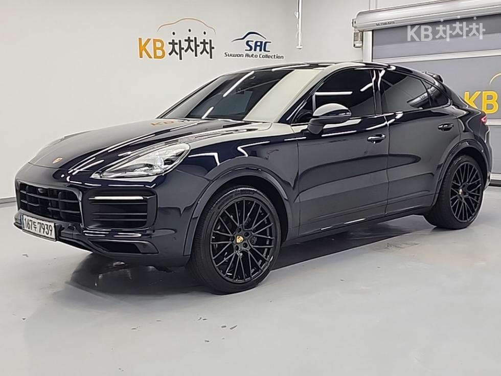 2021 Porsche (9Y0) photo