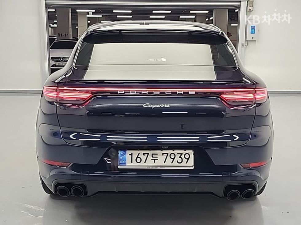 2021 Porsche (9Y0) photo