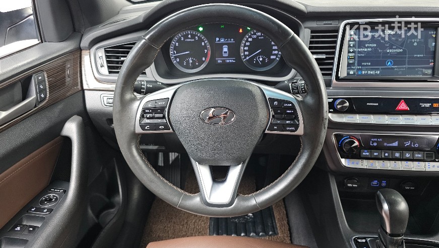 Hyundai Sonata — miniaturë 11